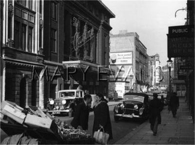 22-28 Old Compton Street 1947 - Casino Theatre.jpg. Click on the picture to enlarge
